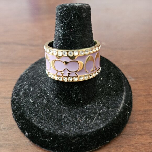 Coach Lavender Holiday Pave Crystal Band Signature Ring Size 8 - Picture 5 of 5